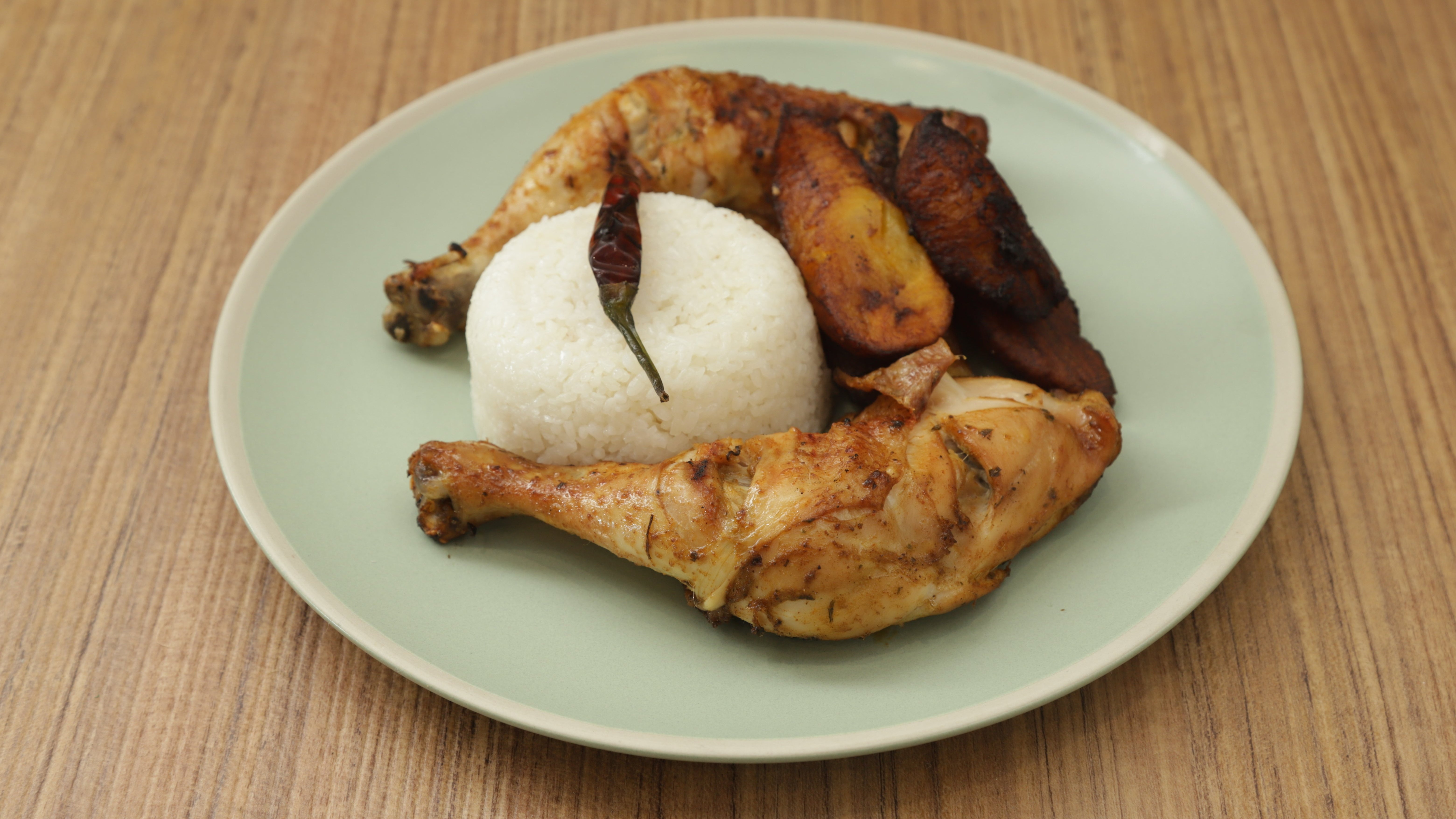 Grand papa (2 Cuisses de poulet Braisées) 🍗